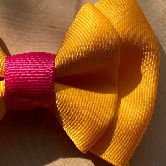 Sunny Double Bow - Picture 3 of 3